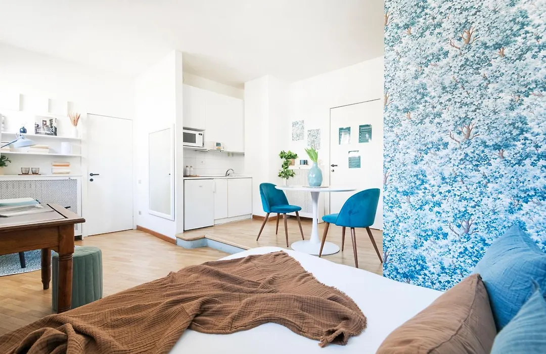 Amazing studio in San Babila-1